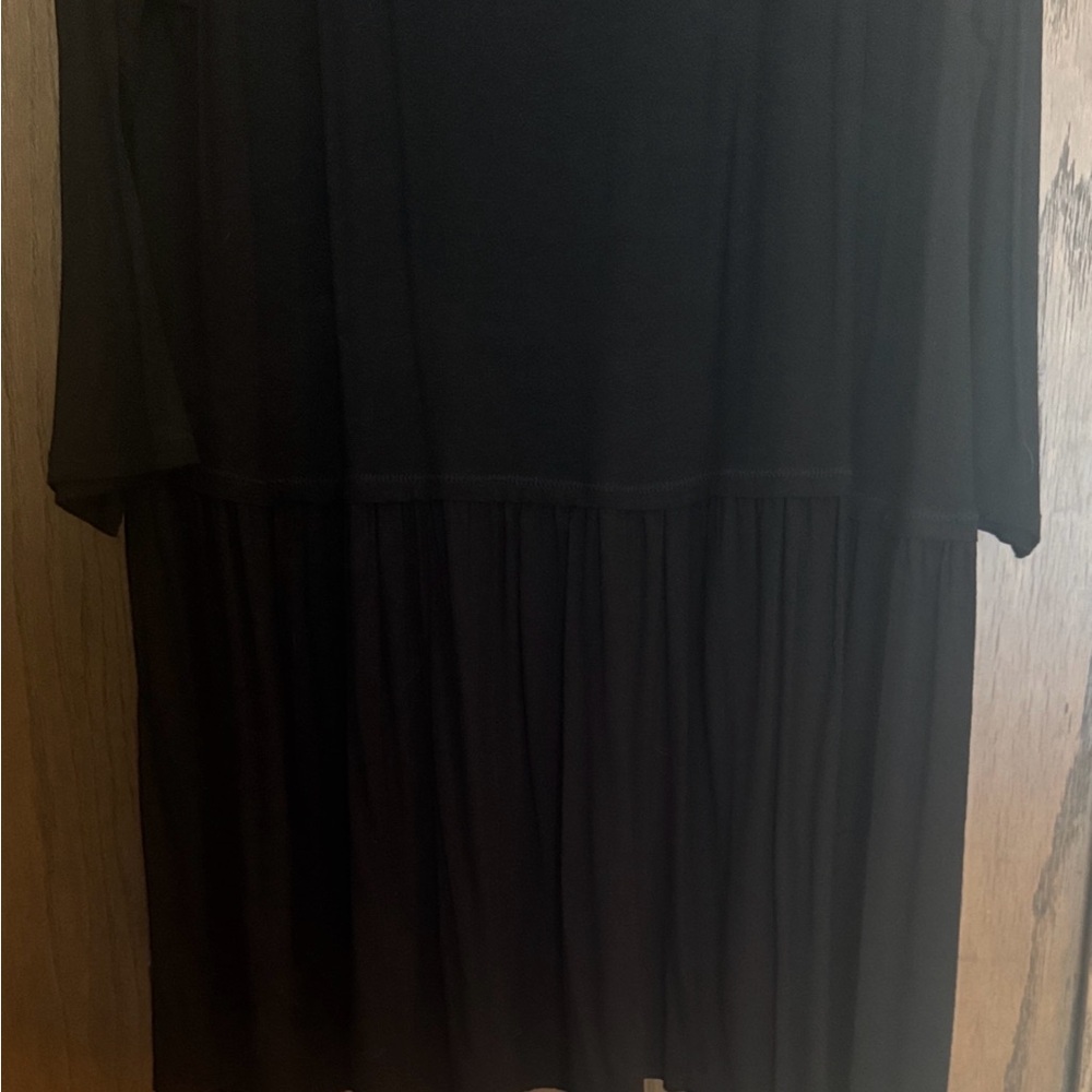 Zenana Outfitters Premium Black Top